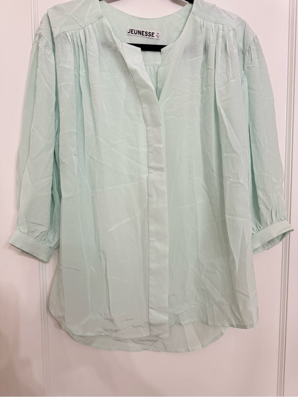 Jeunesse Light Mint Green V-Neck Pleated Blouse - Size XS
